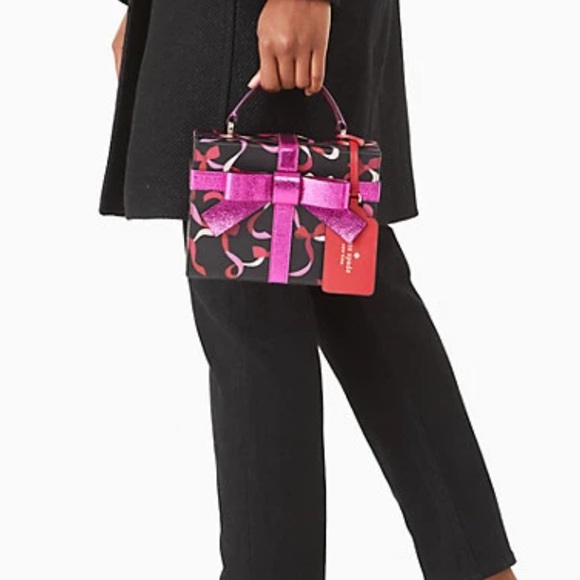 New Kate Spade wrapping party gift box crossbody - Picture 2 of 16